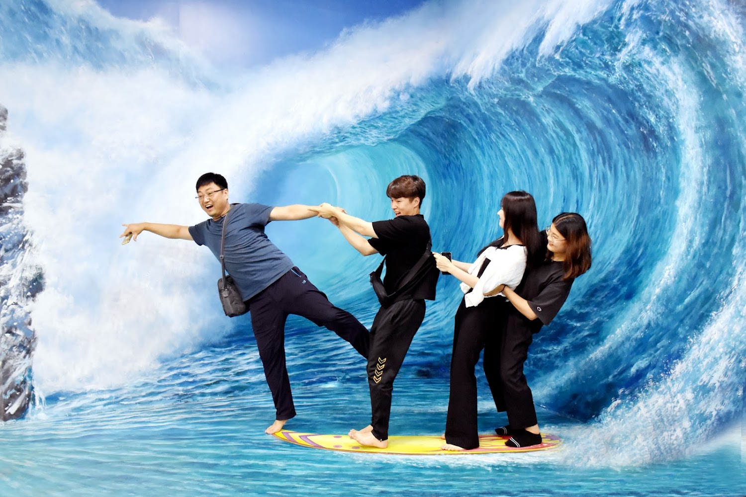 Art in Paradise Danang