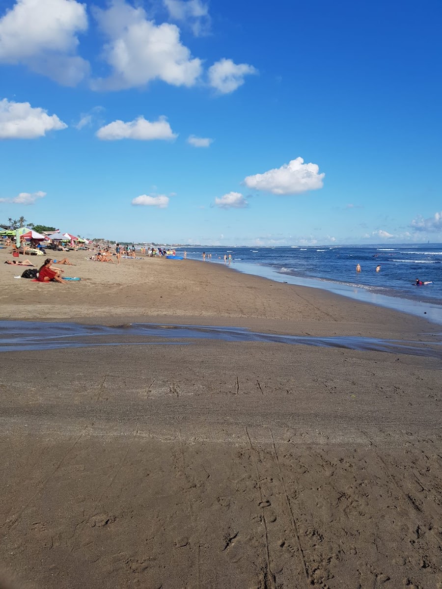 Batu Bolong Beach