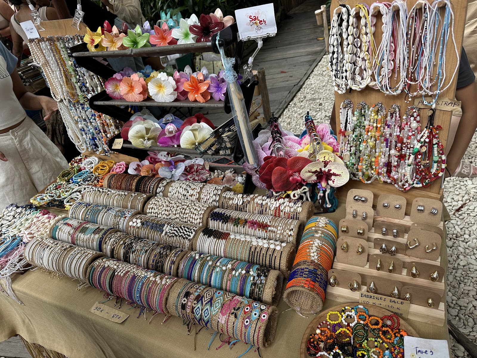 La Brisa Sunday Market