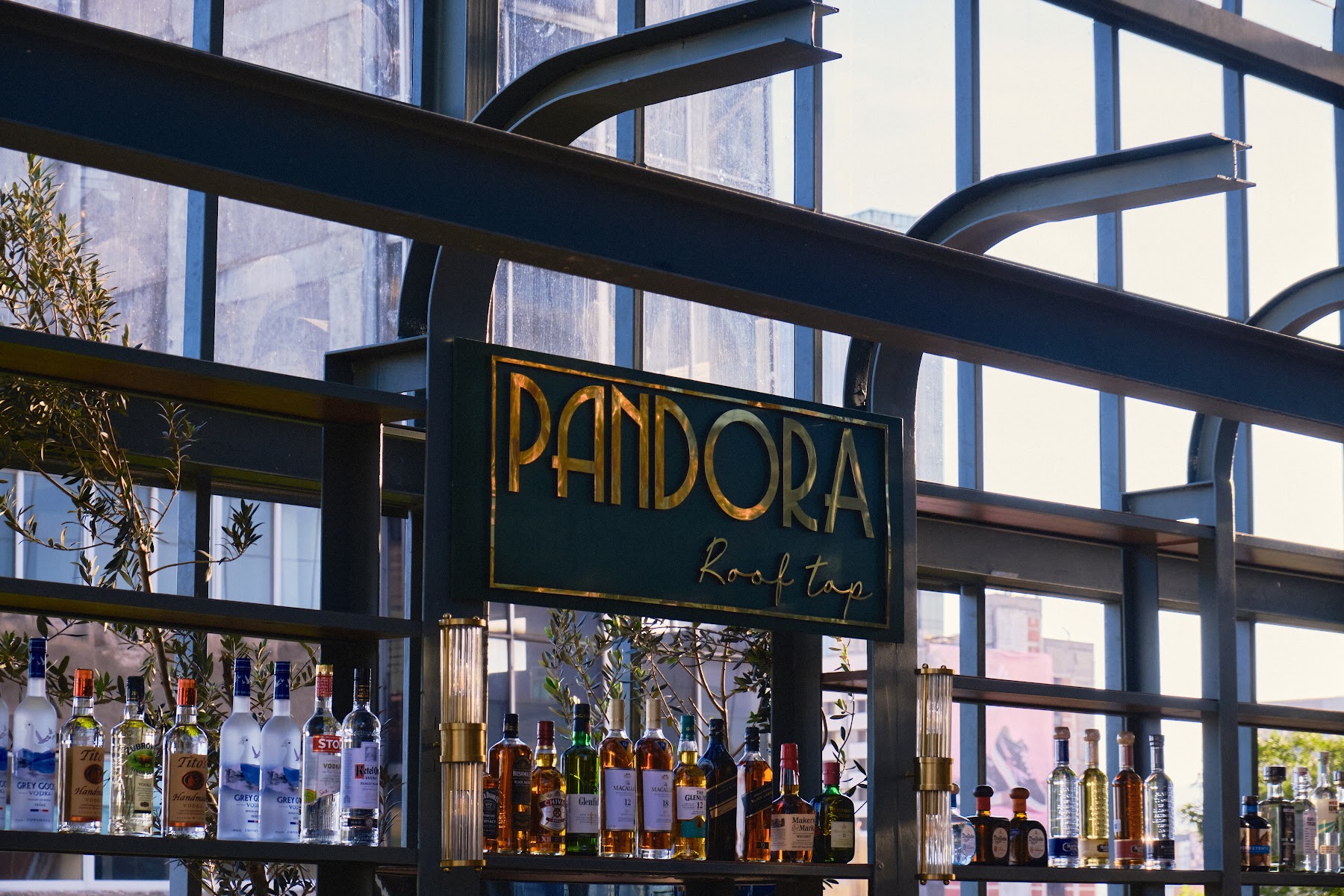 Pandora Roof Top
