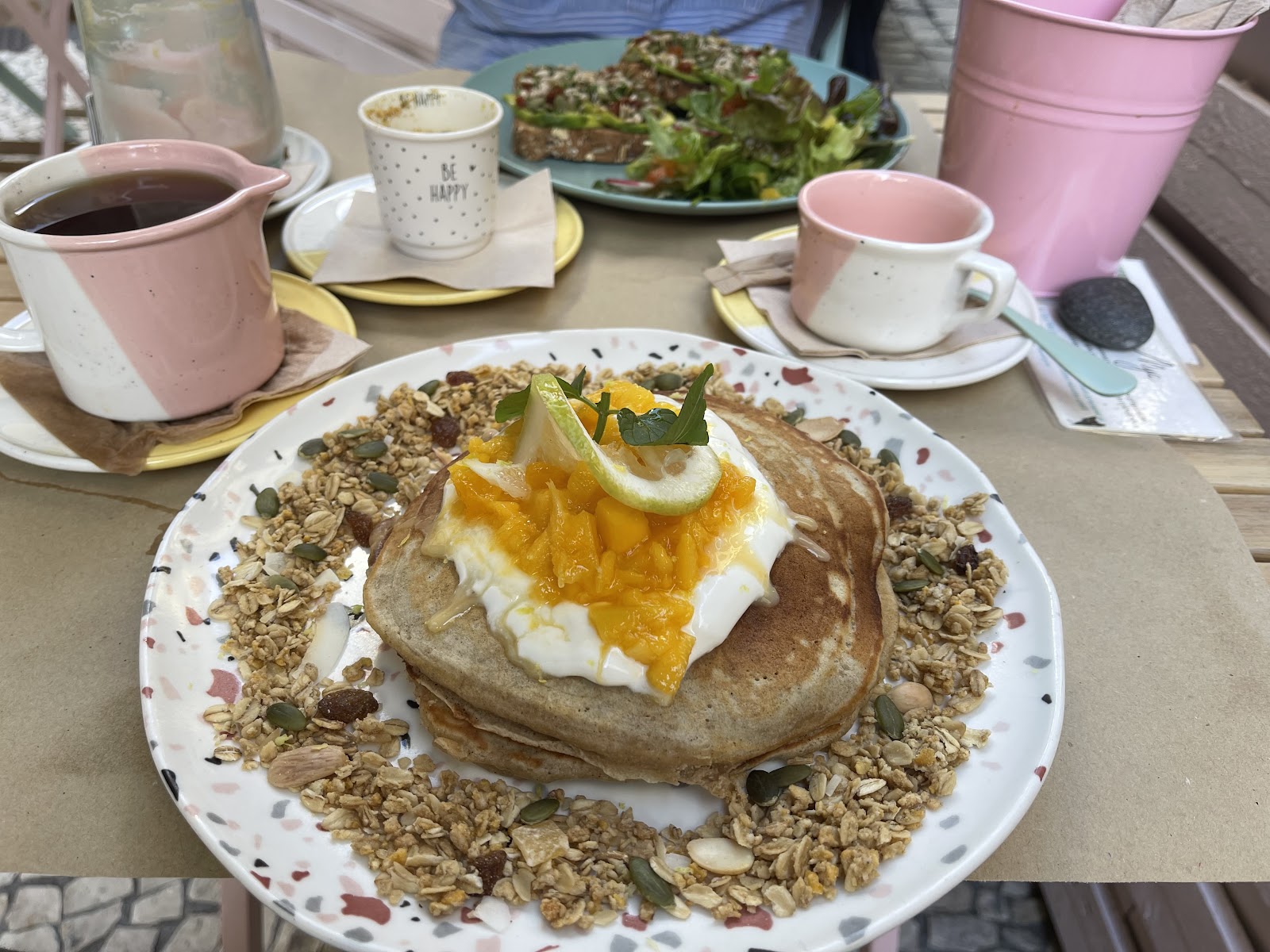 Mya Petit Café brunch restaurant