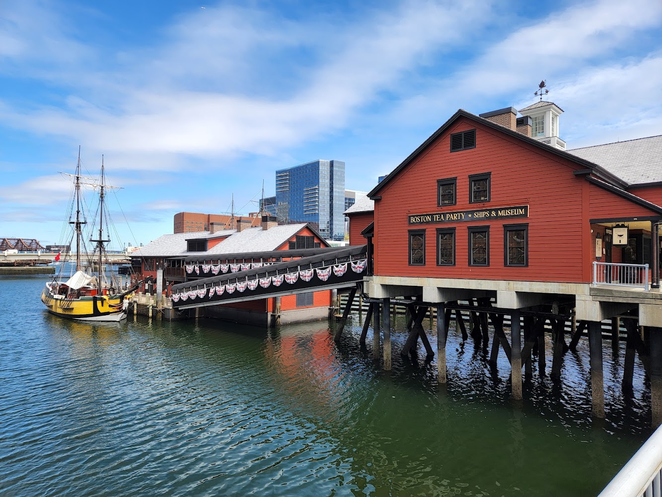 Boston Tea Party Ships & Museum