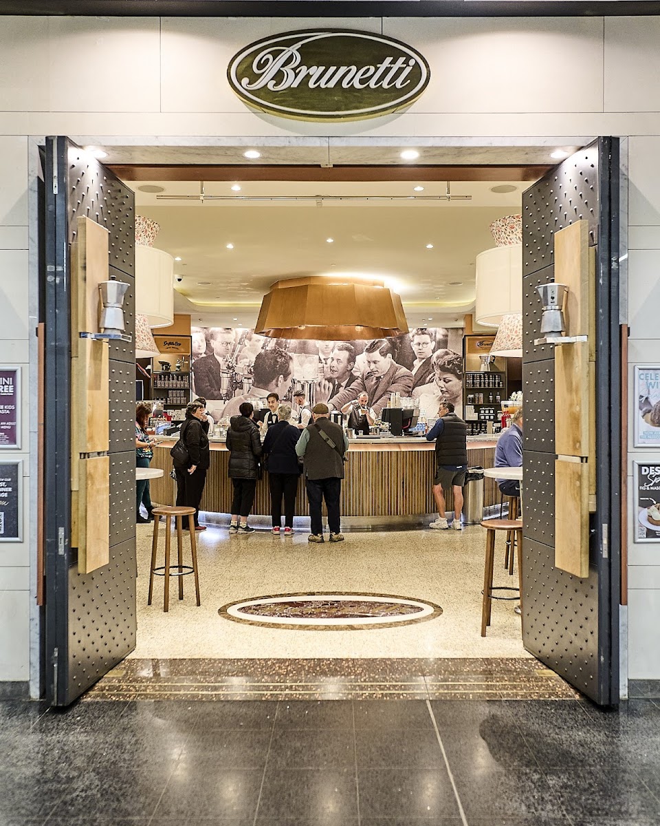 Brunetti Classico (Carlton)