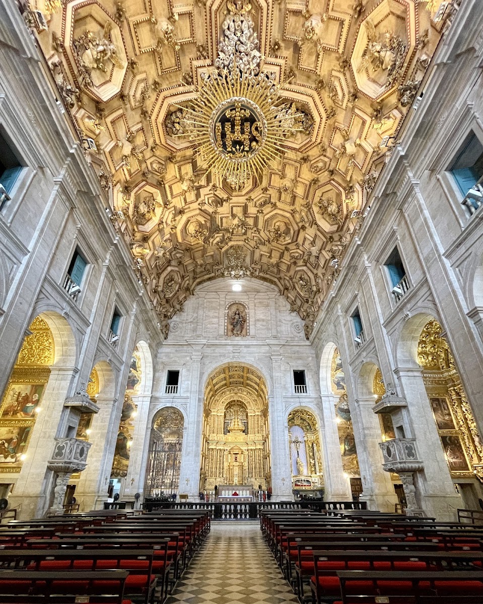 Catedral Basílica Primacial de São Salvador