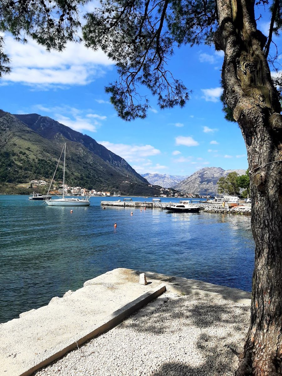 Dobrota Promenade & Palaces