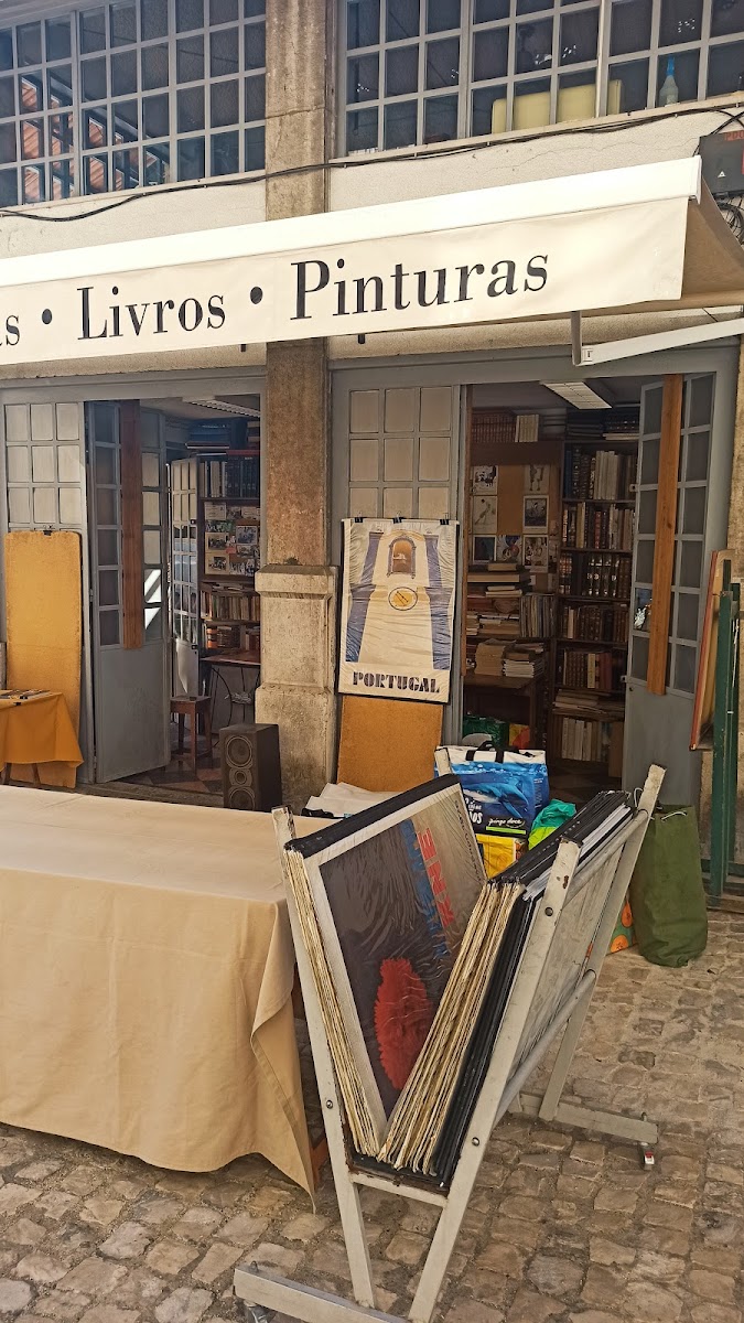 Feira da Ladra (Flea Market)