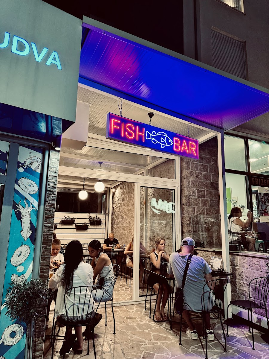 Fish Restaurant & Beach Bar 'Mozart'
