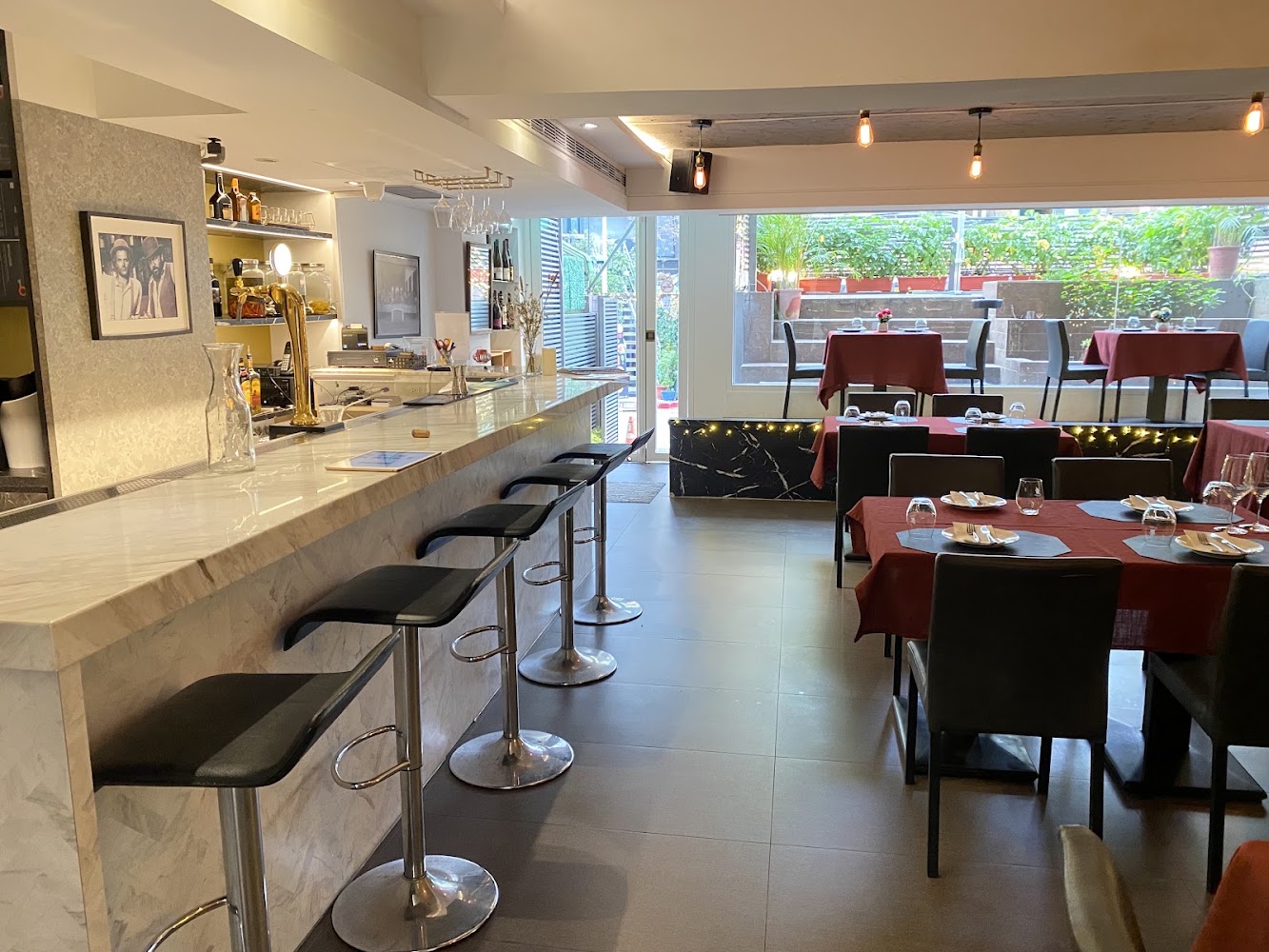 Casanova Osteria & Wine Bar | Italian pasta, pizza, risotto, steak & wine, 義大利麵食、披薩、燴飯、牛排和葡萄酒