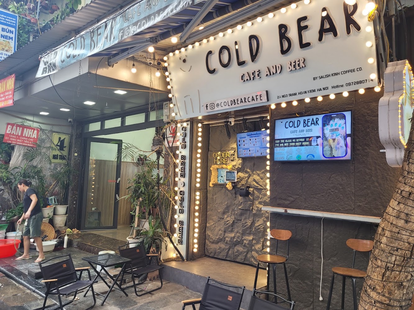 Cold Bear Cafe