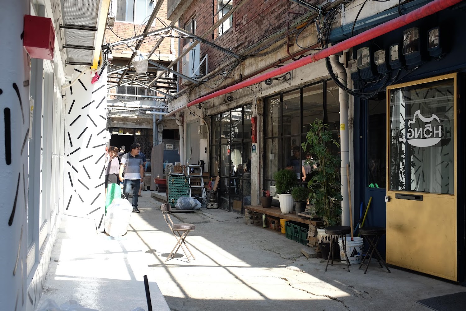 Haebangchon Sinheung Market