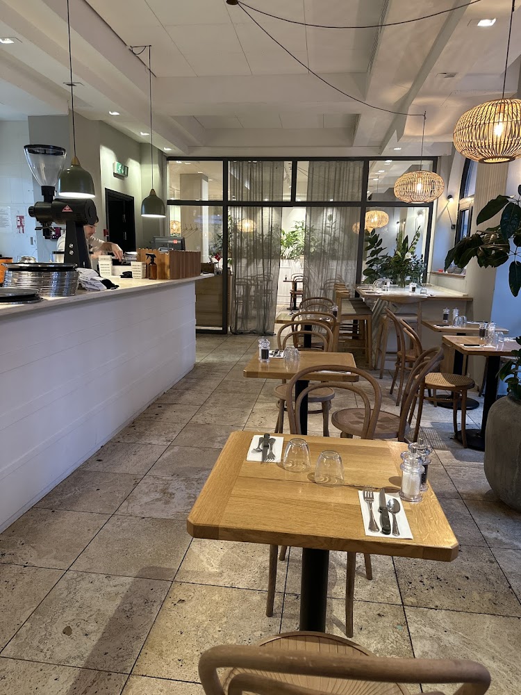 Ø12 Coffee & Eatery