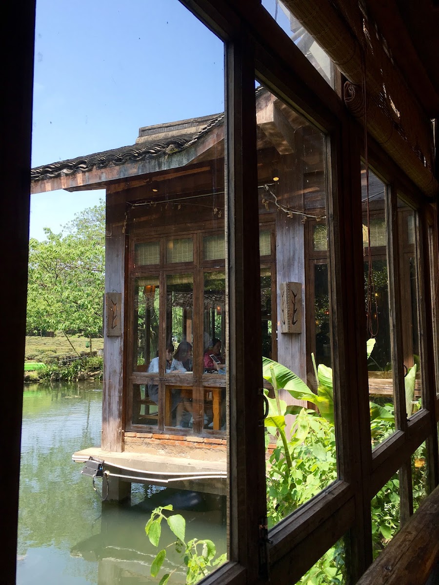 Green Tea Restaurant (Longjing Branch)
