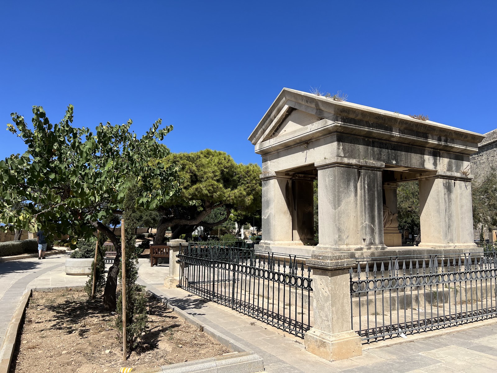 Hastings Gardens
