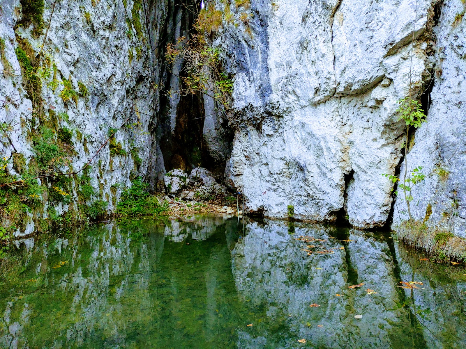Iglica Waterfall