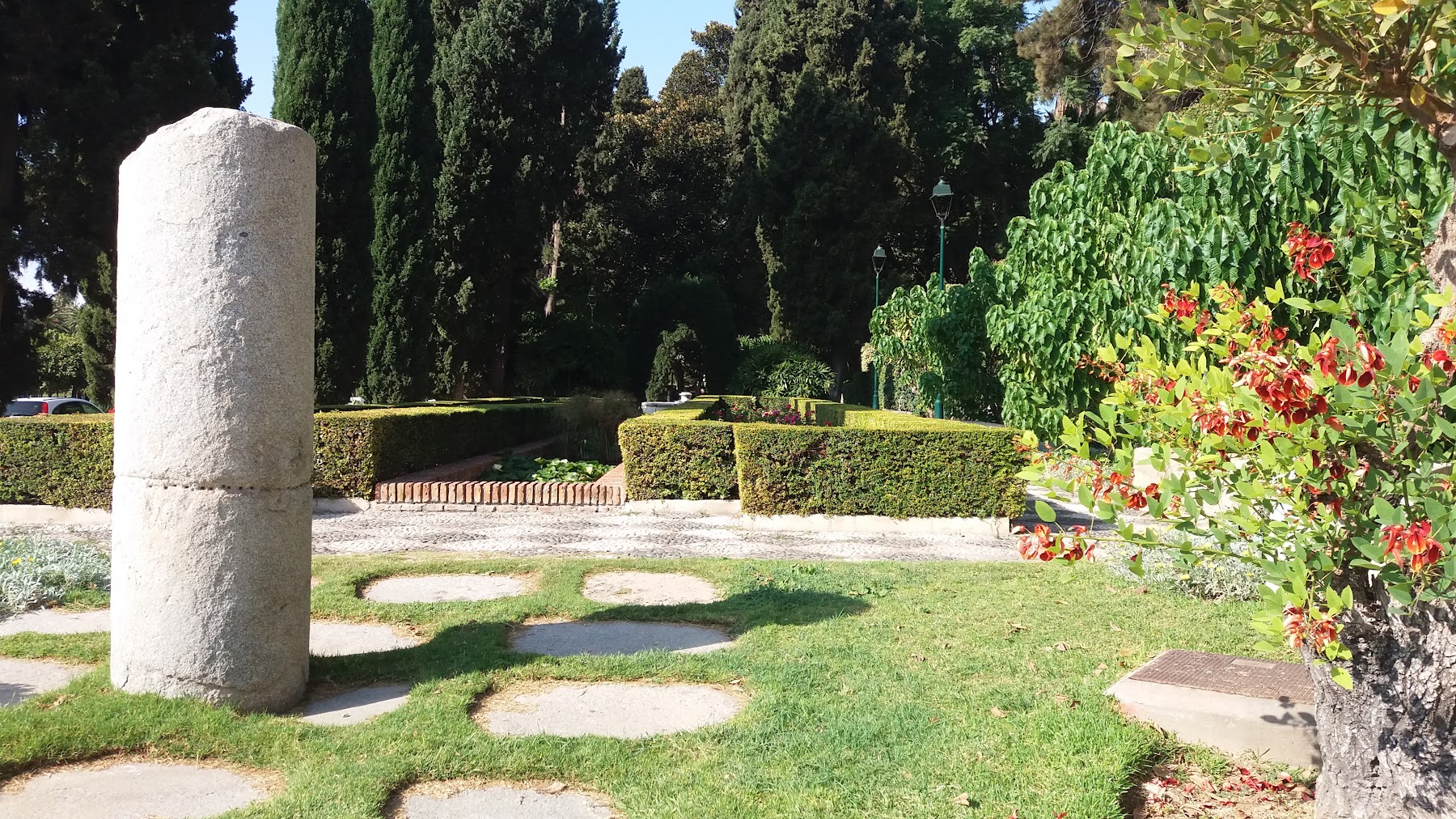 Jardines de Puerta Oscura