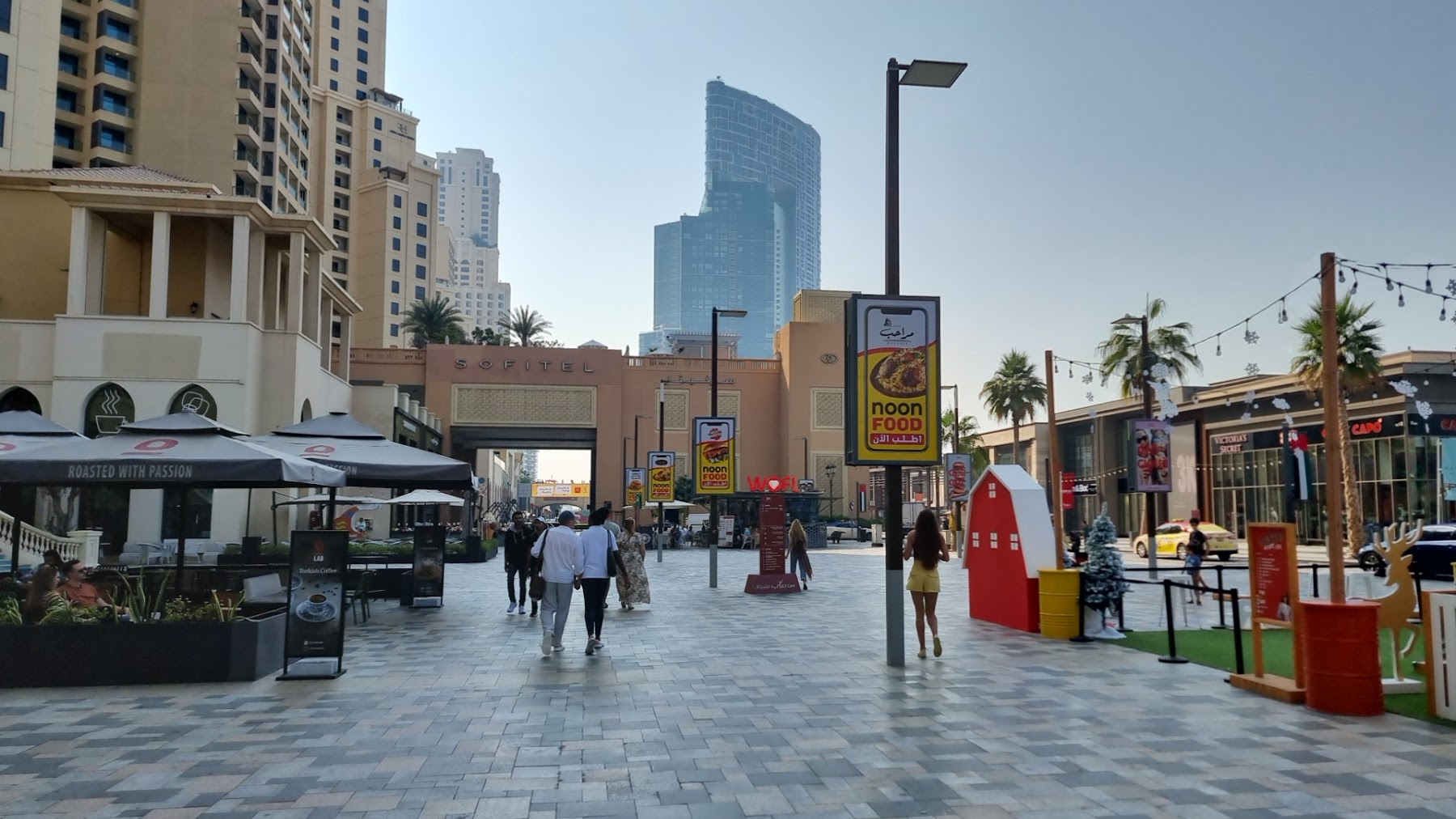 Jumeirah Beach Residence (JBR) Walk