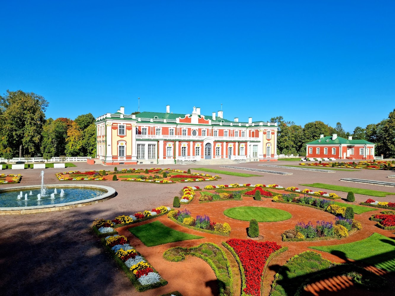 Kadriorg Art Museum