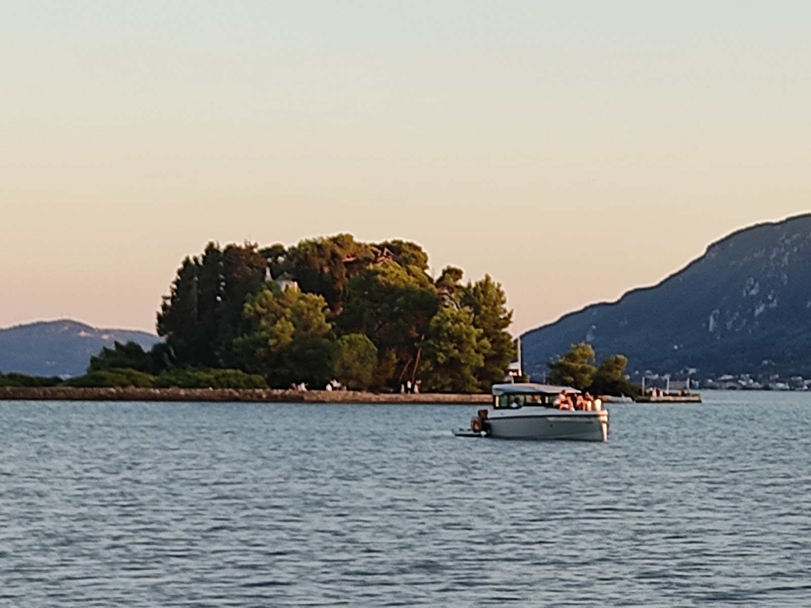 Kanoni & Mouse Island (Pontikonisi)