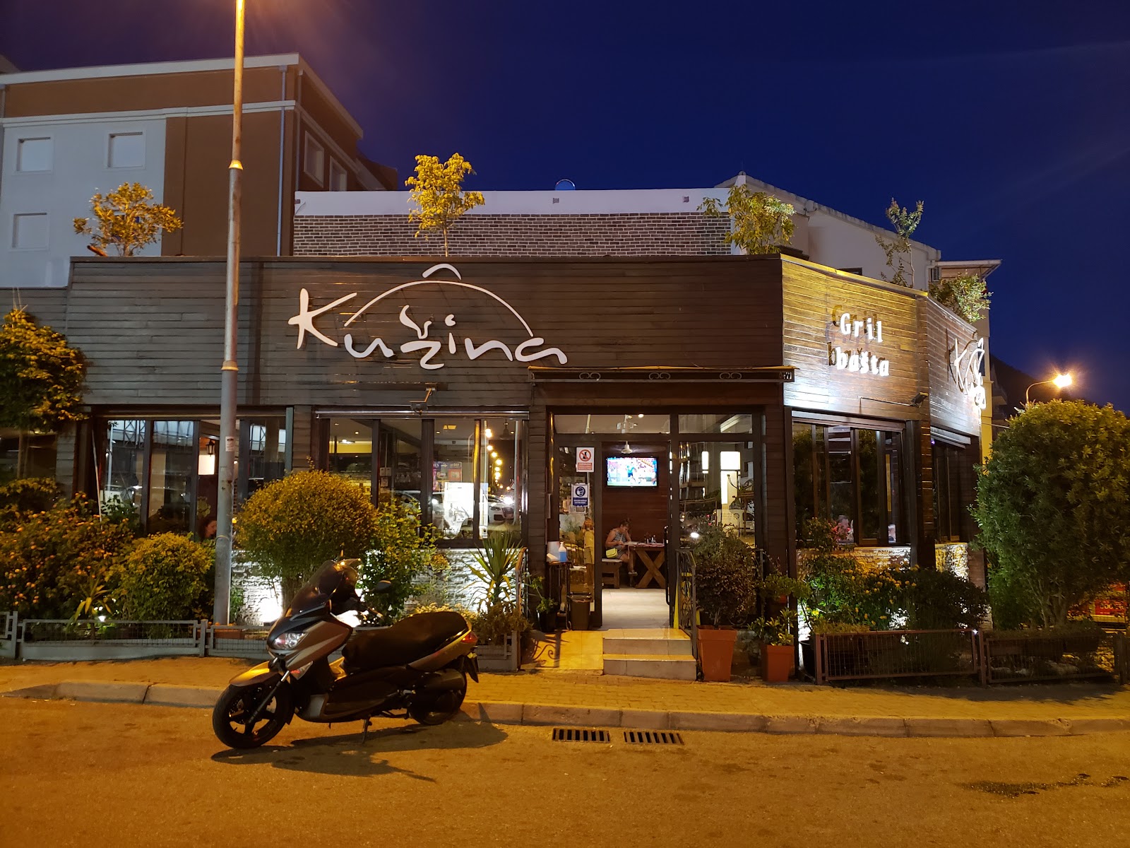 Kuzina