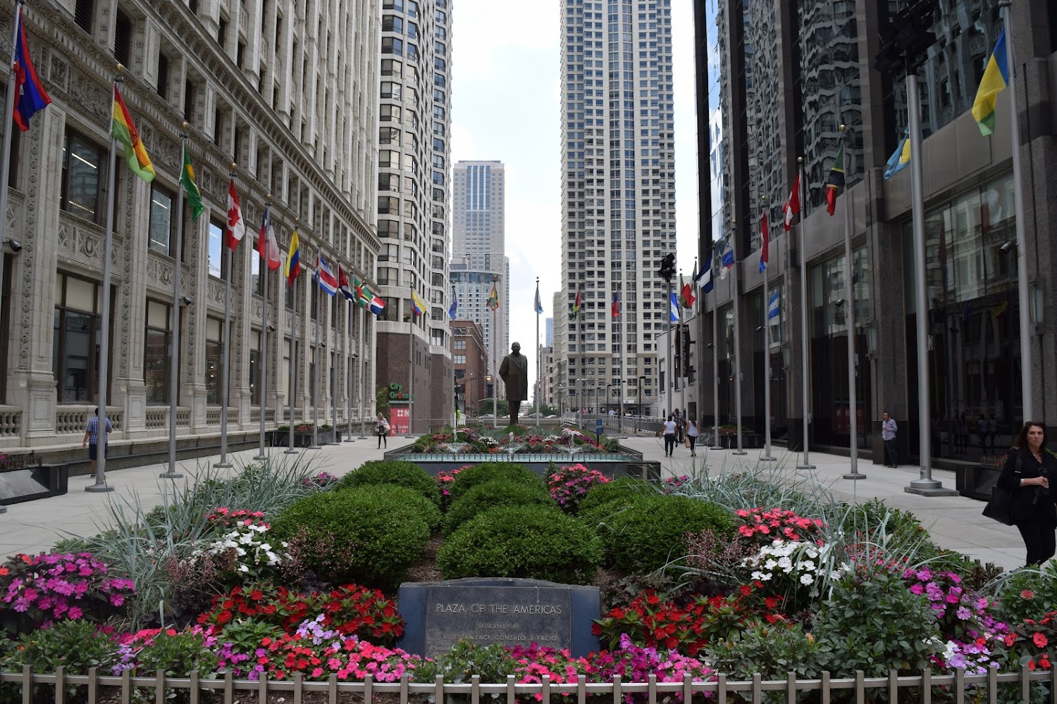 Magnificent Mile (Architectural Stroll)
