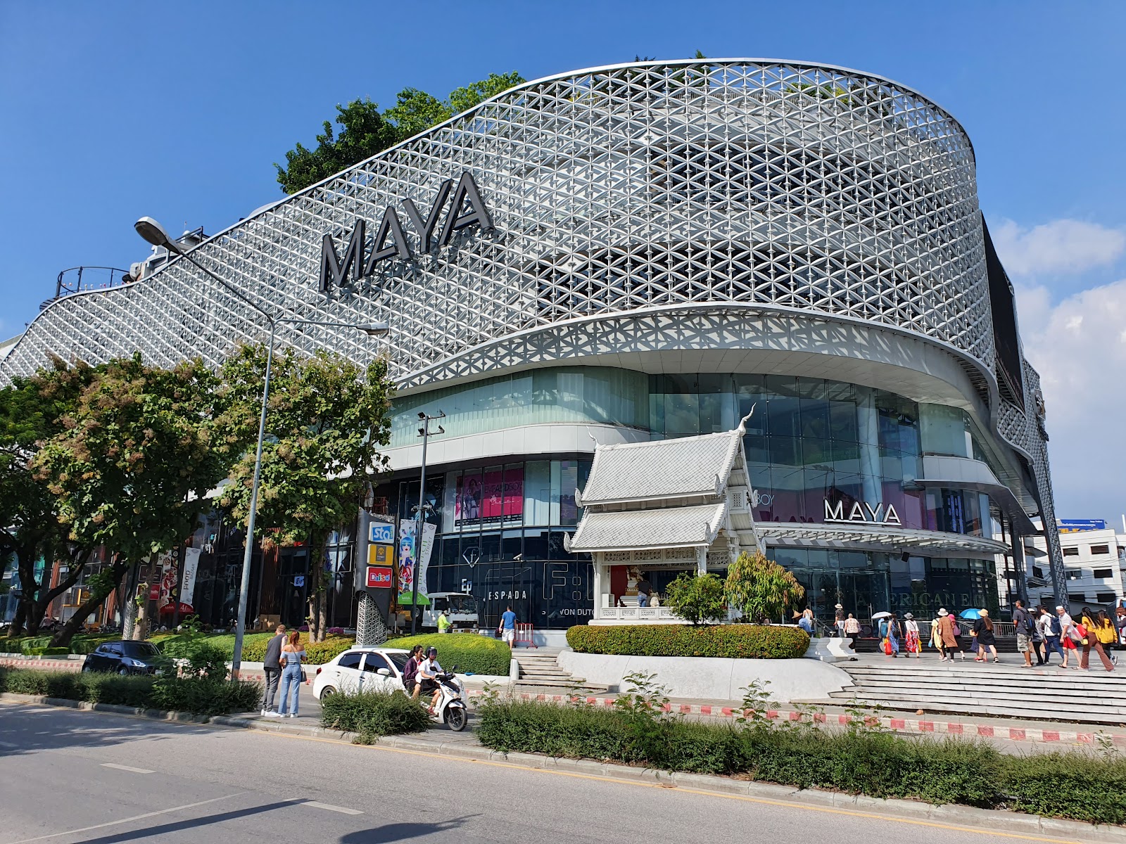 Maya Lifestyle Shopping Center
