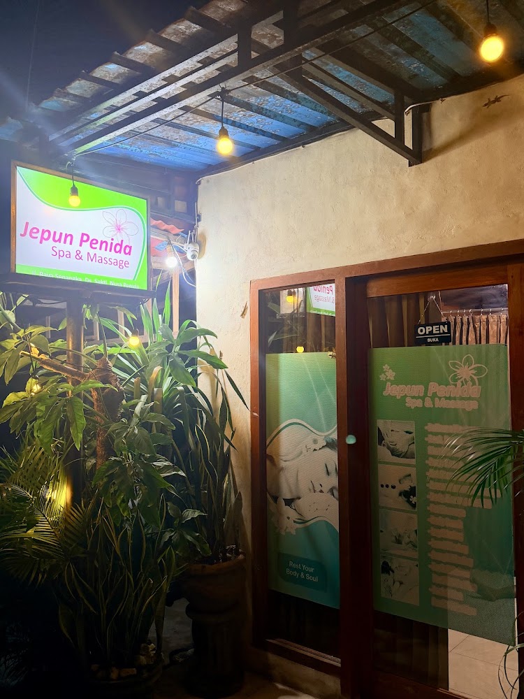 Nusa Penida Art Shop