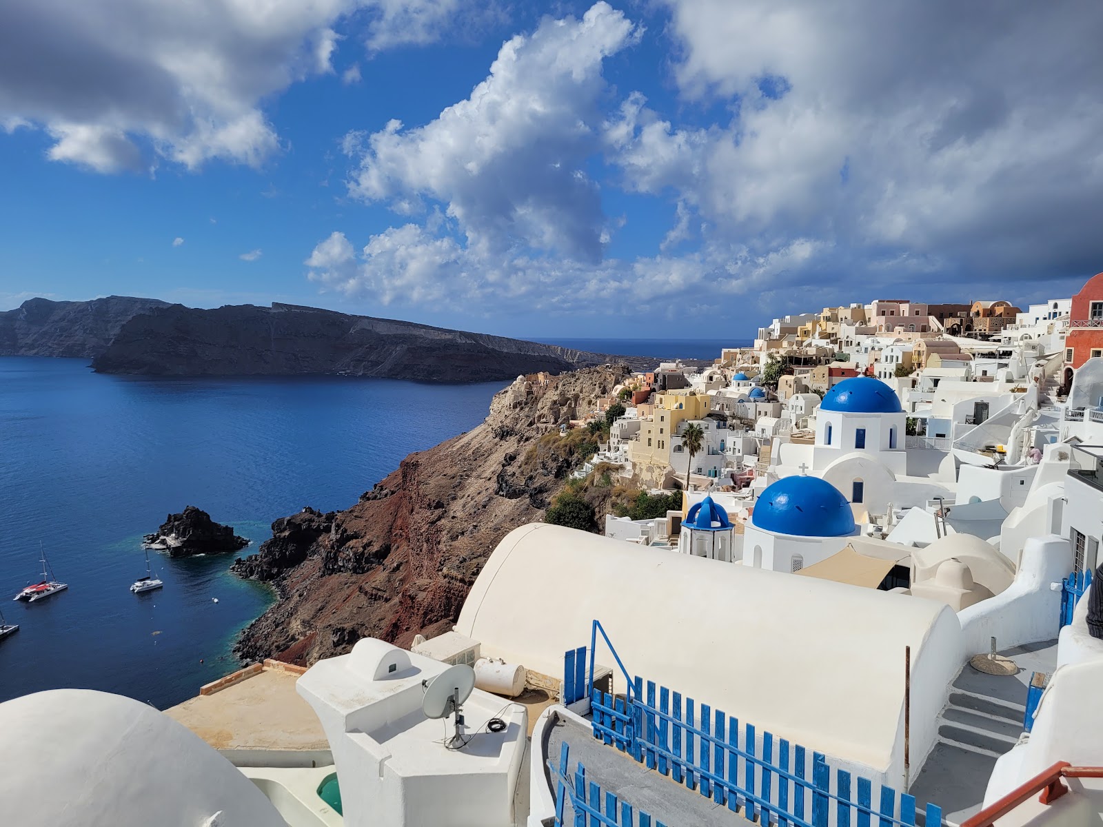Oia Village Exploration