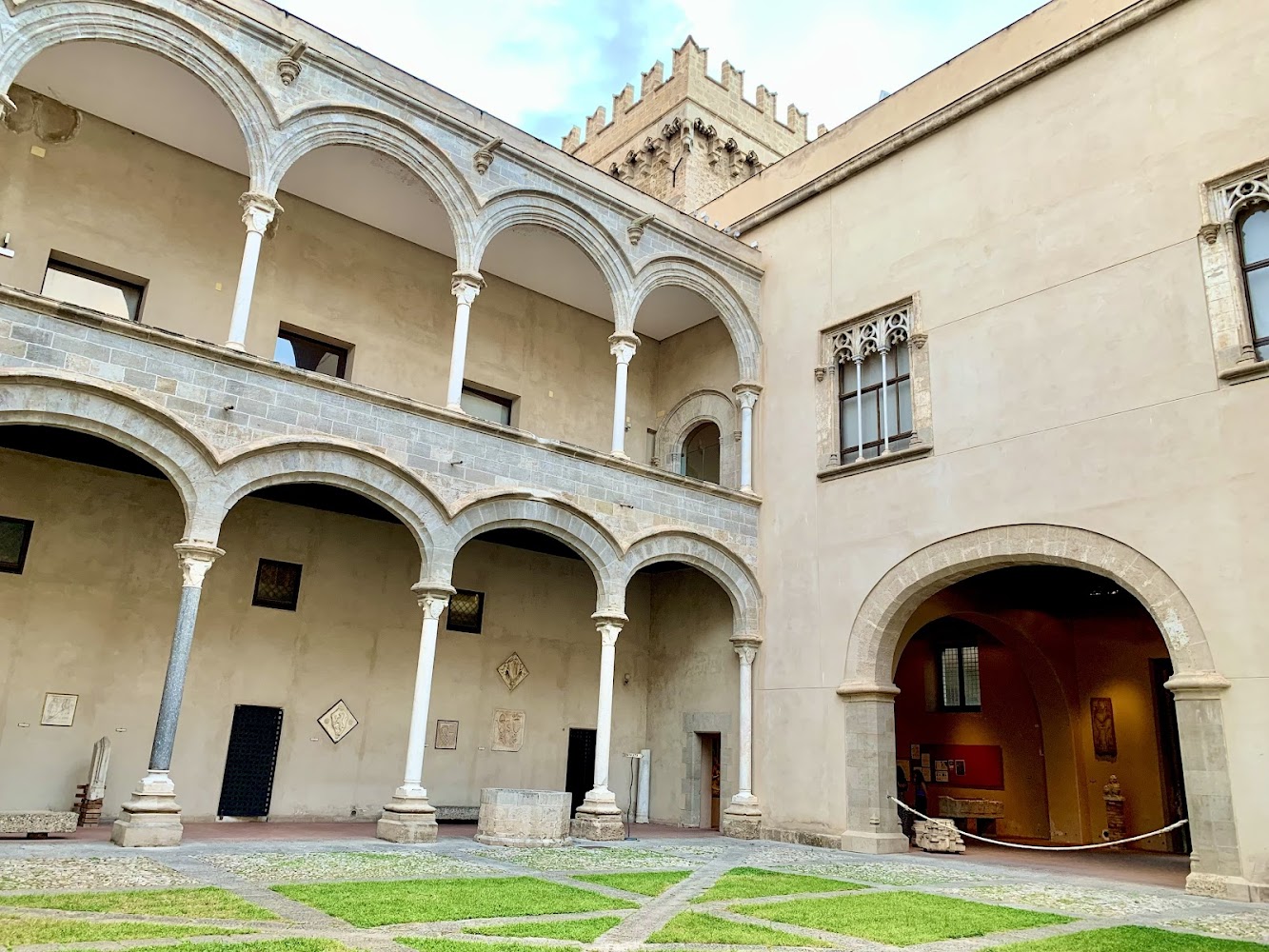 Palazzo Abatellis - Galleria Regionale della Sicilia