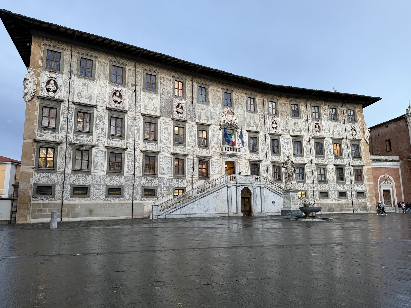 Palazzo della Carovana