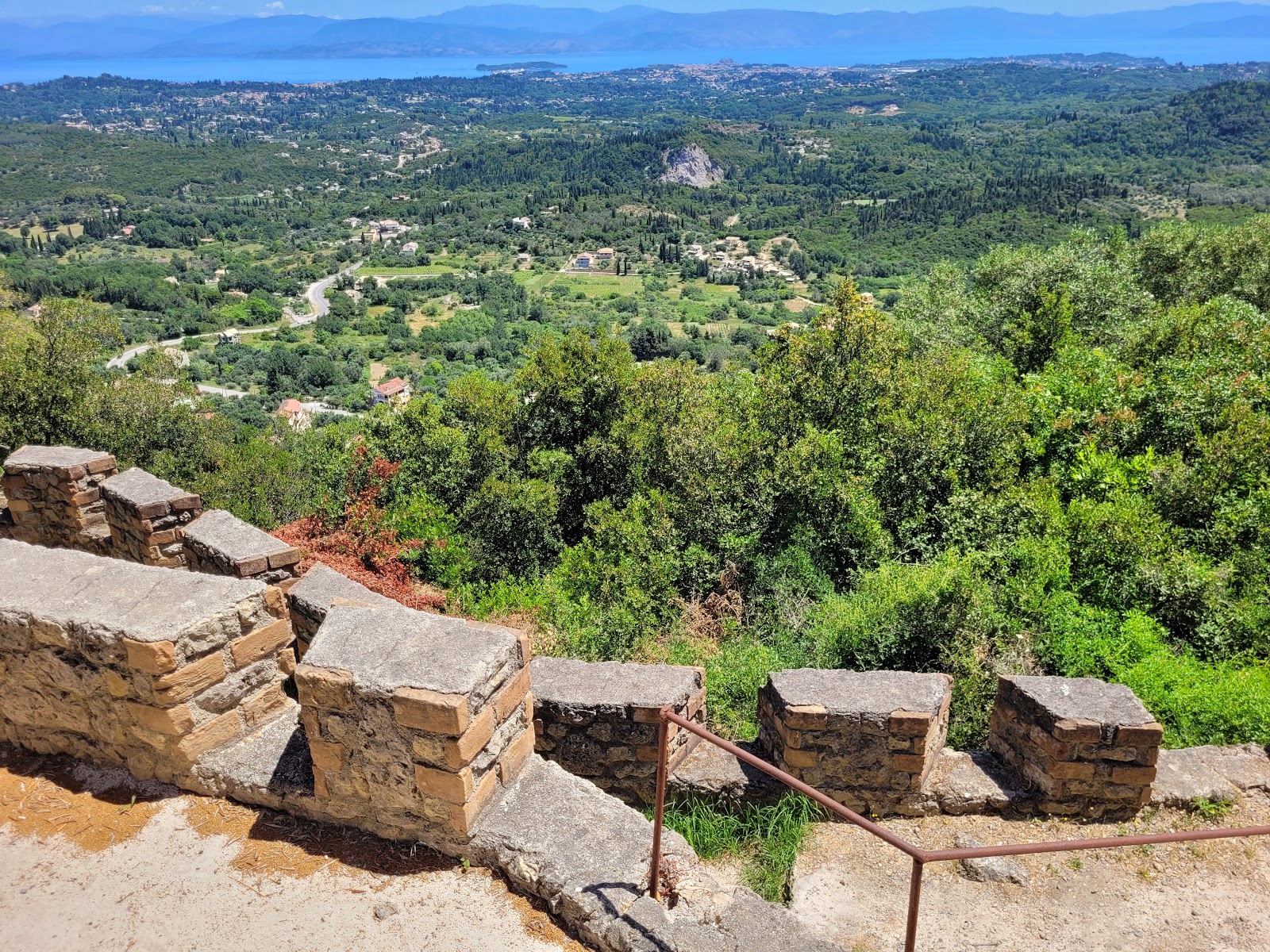 Pelekas Village & Kaiser's Throne