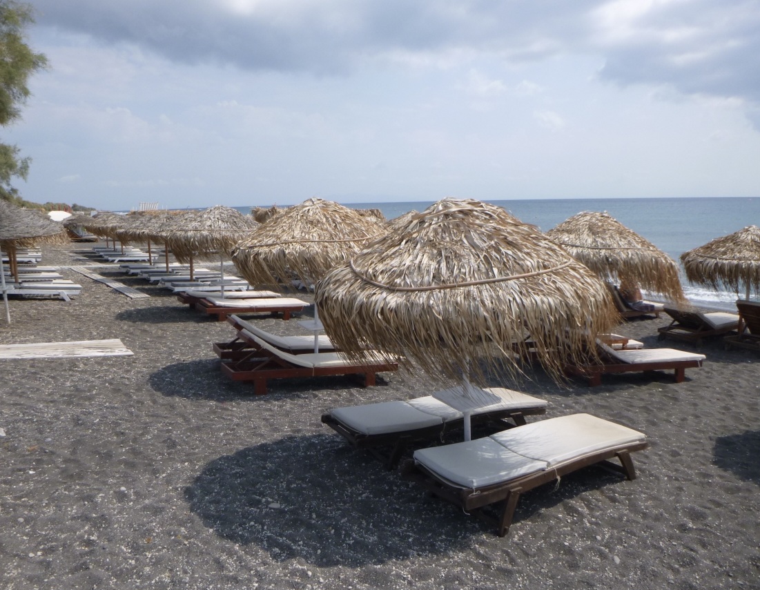 Perivolos Beach