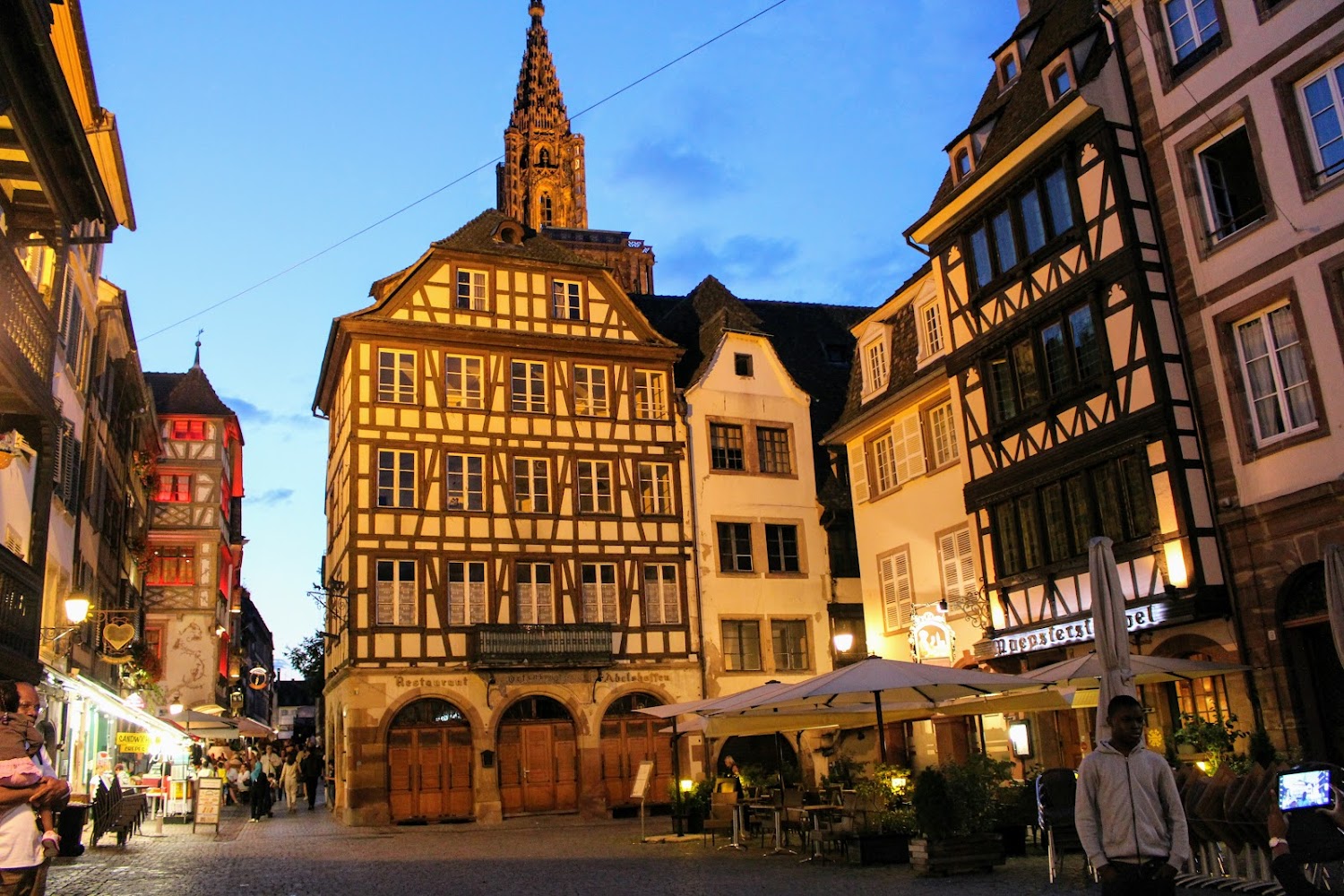 Place du Marché aux Cochons de Lait