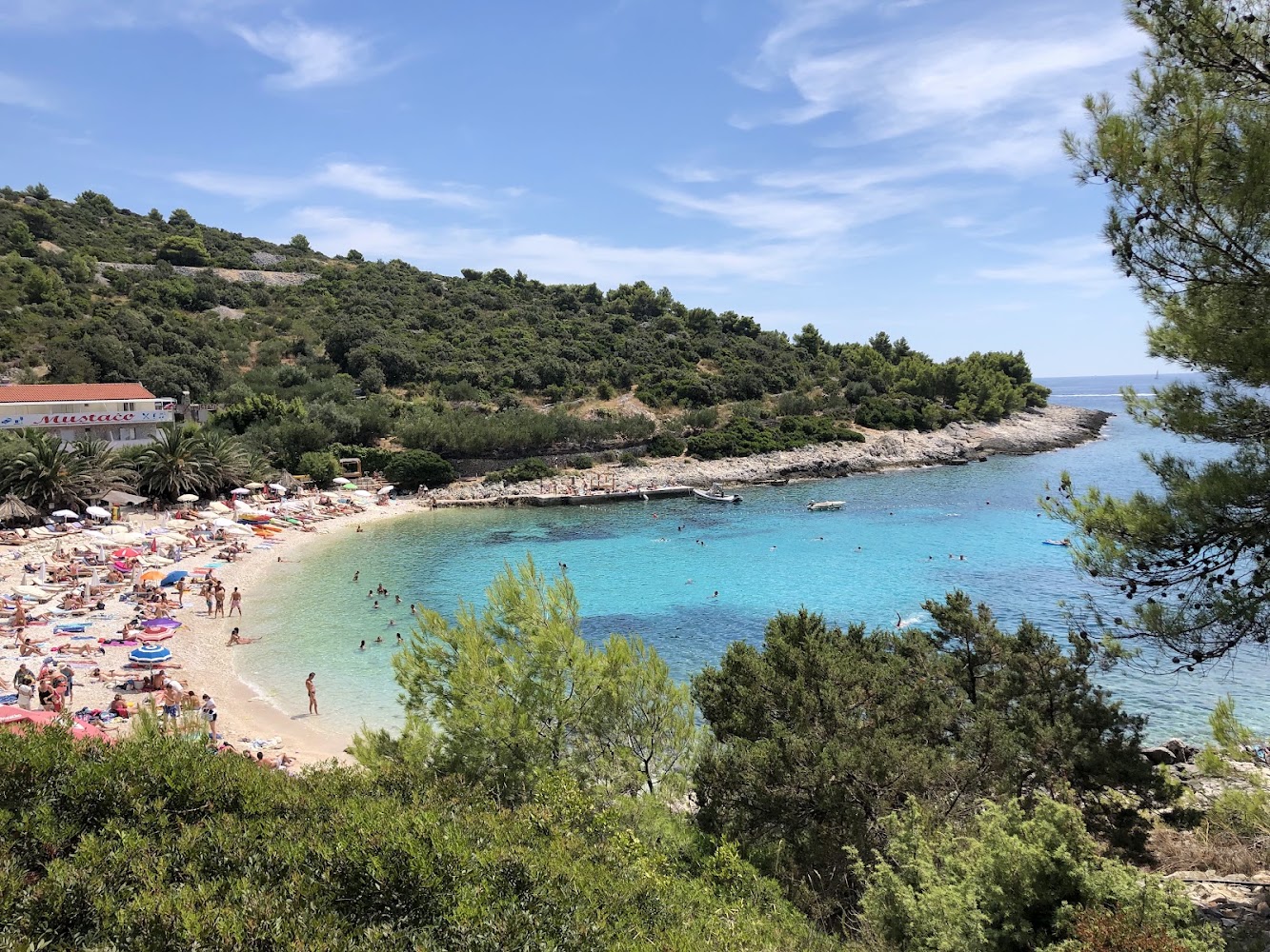 Pokonji Dol Beach