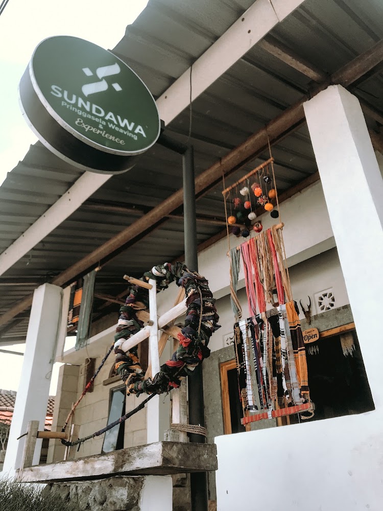 Pringgasela Traditional Weaving Village