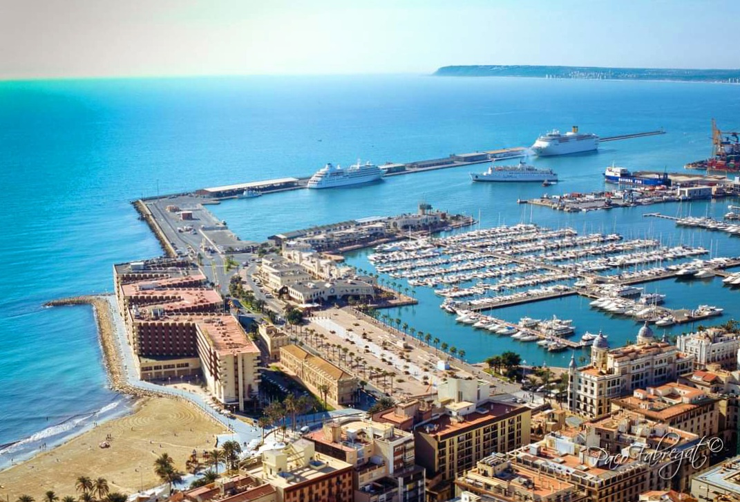 Puerto de Alicante