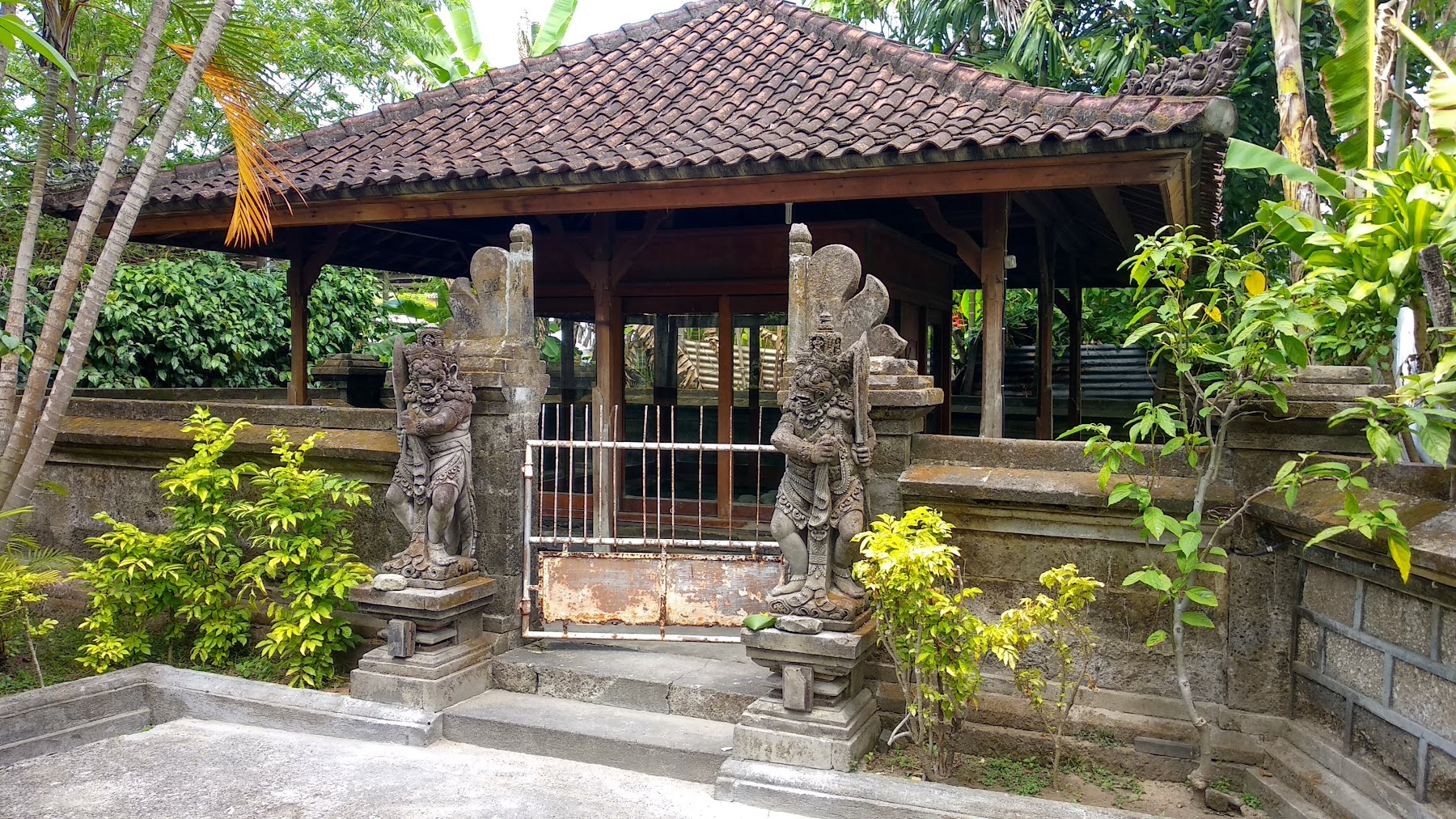 Pura Blanjong