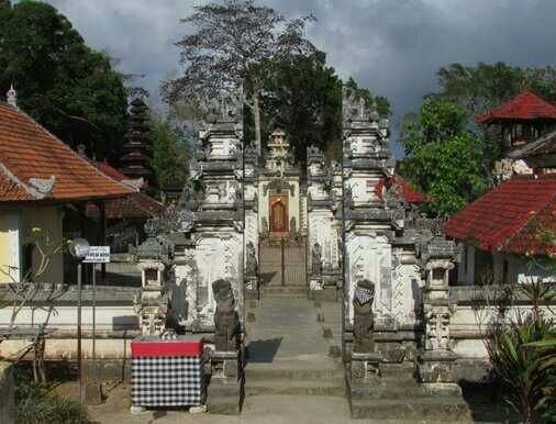 Pura Puncak Mundi