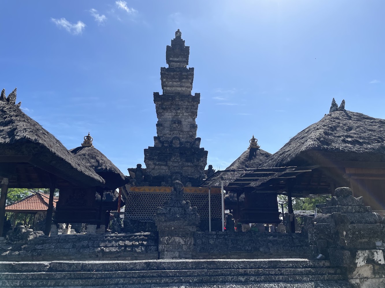 Pura Sakenan