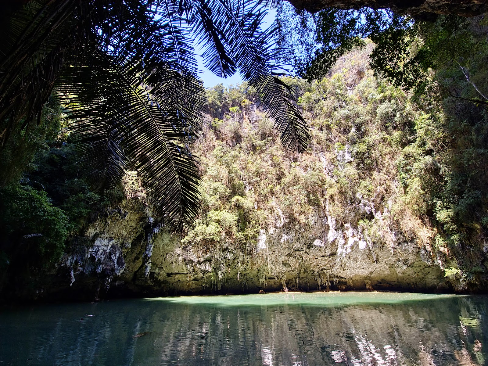 Railay Lagoon (Hidden Lagoon)