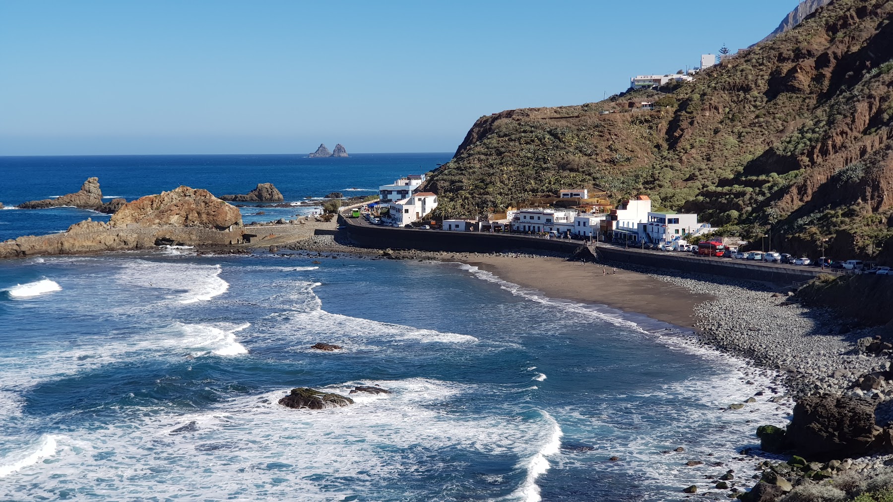 Roque de las Bodegas Beach