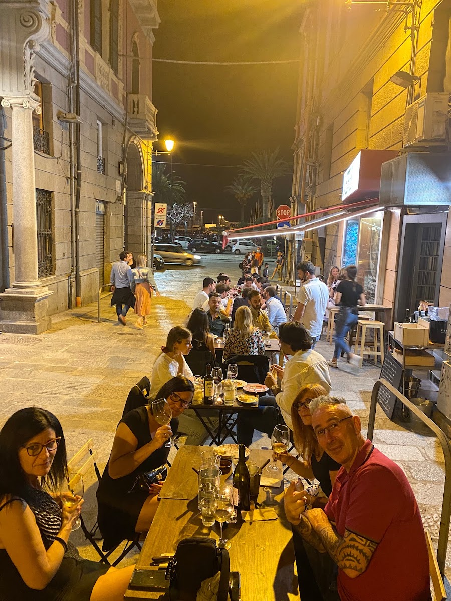 Sabores - Sardinia Store & Restaurant