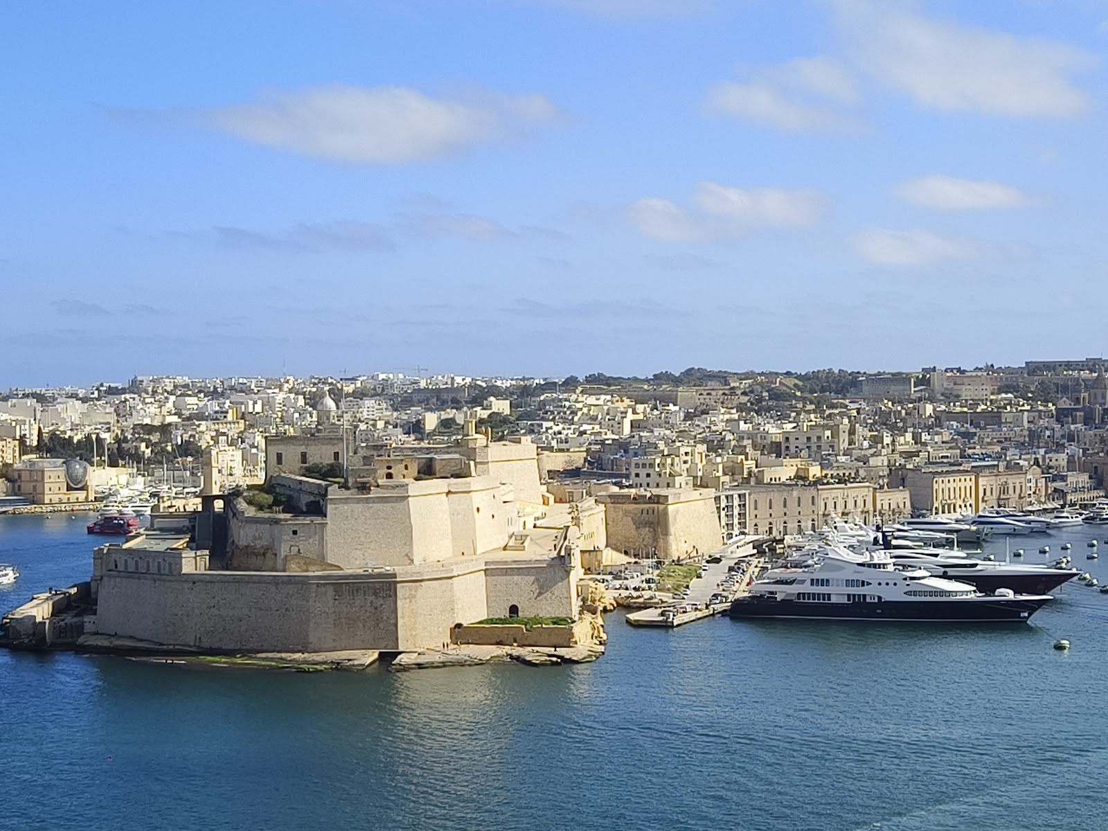 Saluting Battery