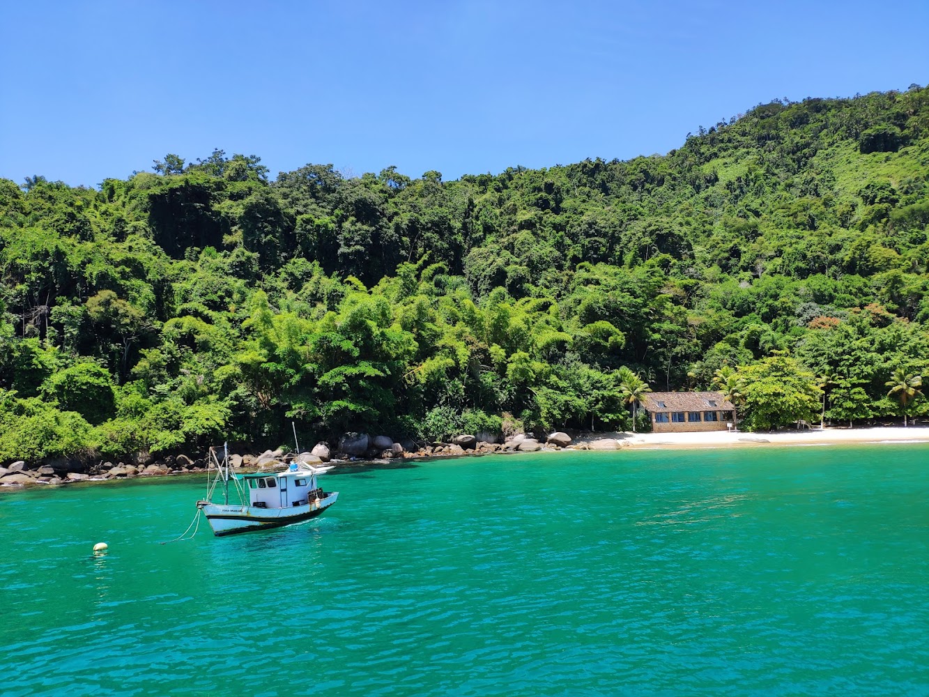 Praia do Lula (Lula Beach)