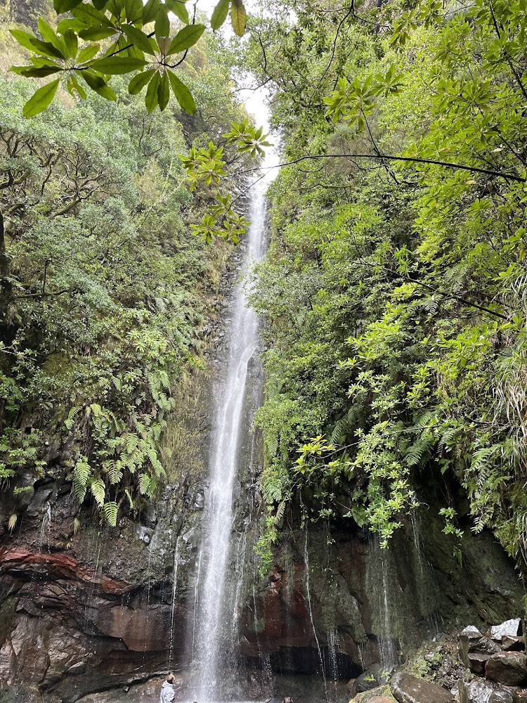 Lagoa das 25 Fontes