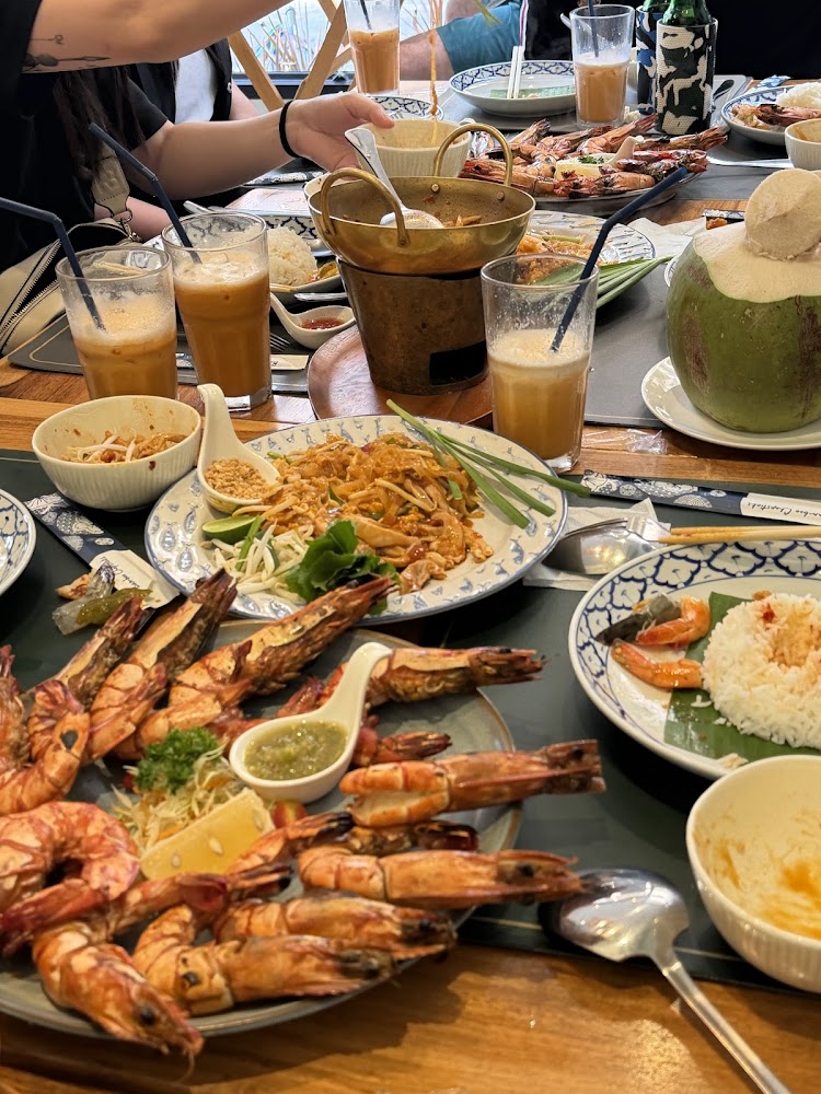 Seafood Restaurant @ Koh Larn