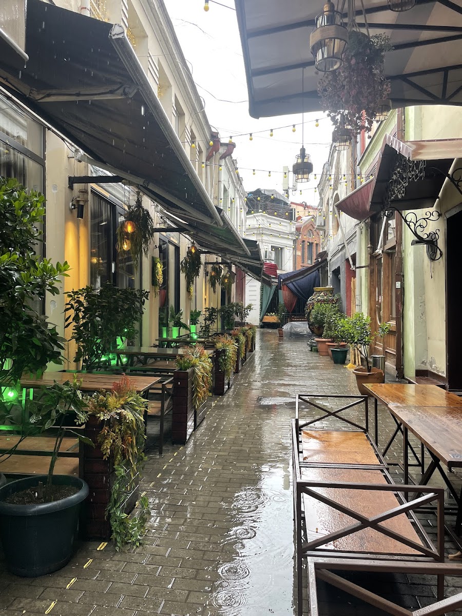 Shardeni Street