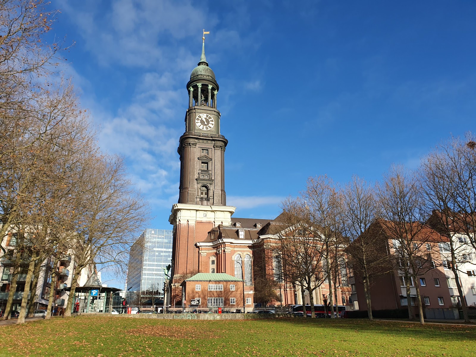 St. Michaelis Church (Michel)