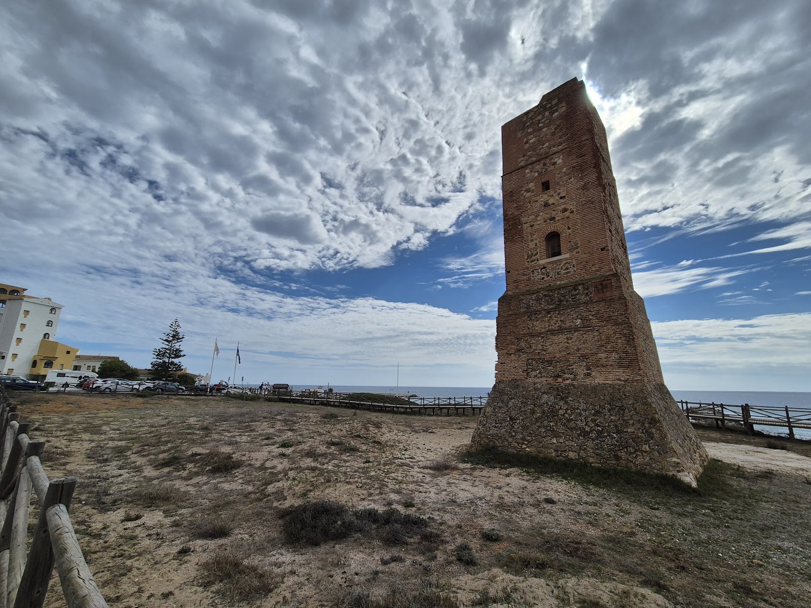 Torre Ladrones