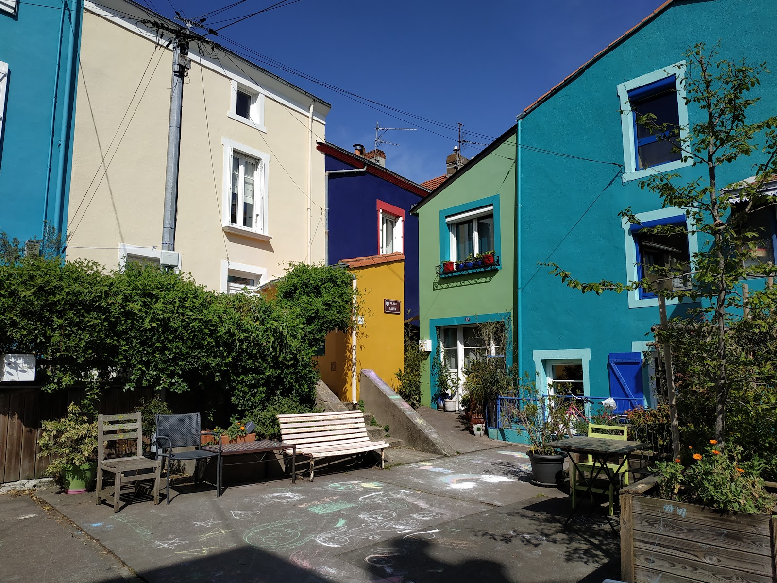 Trentemoult Village