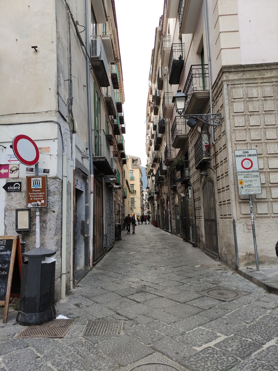 Via dei Mercanti